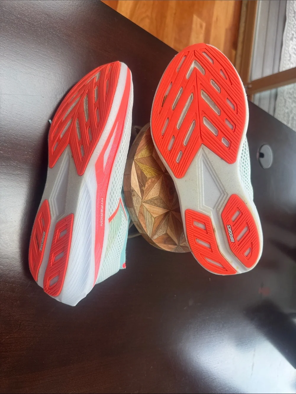 Brooks Hyperion 3 Women's 10.5 Running Shoes White/Pink Clay/Atomizer